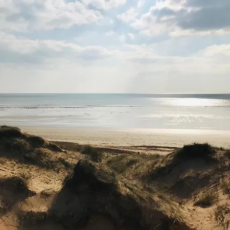 Casa vacanze Le Chene Vert, Piscine Et Foret *