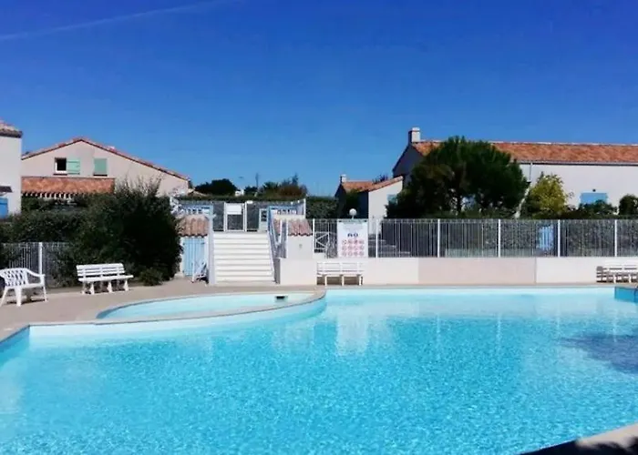 Casa vacanze Le Chene Vert, Piscine Et Foret Saint-Jean-de-Monts